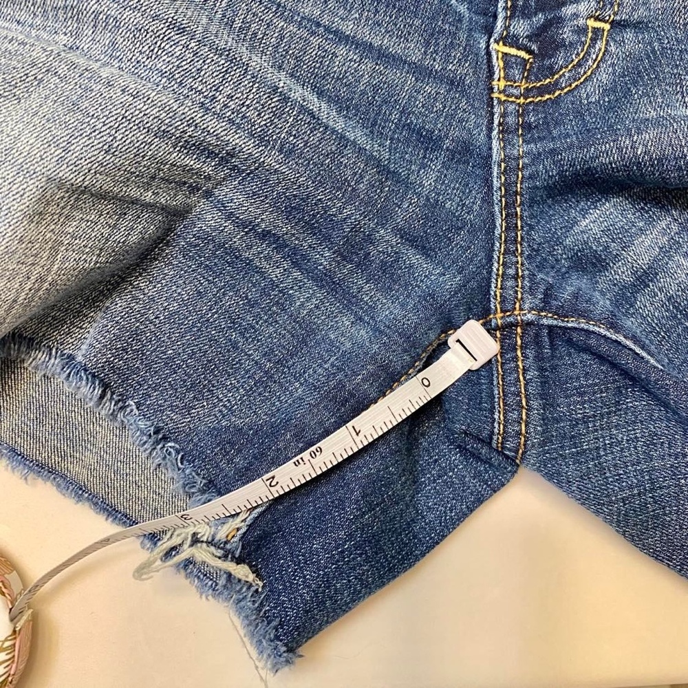 American Eagle Outfitters Sequin Kickboot Denim Jean Shorts - Picture 7 of 7